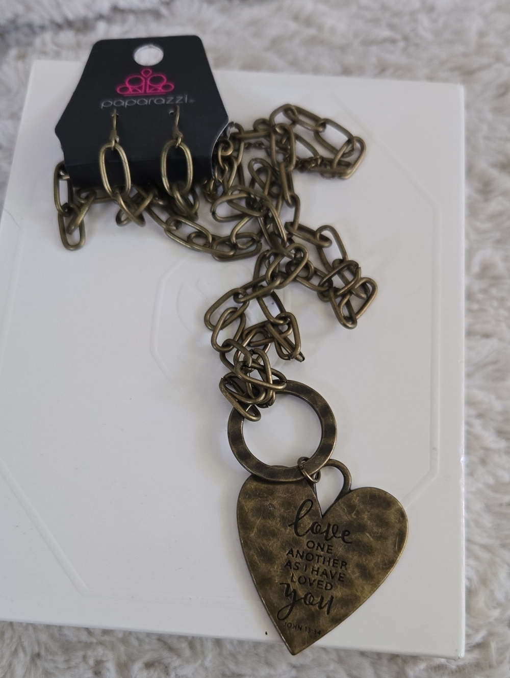 paparazzi Antique Gold Heart Charm Necklace